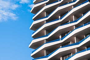 Iconic Kirra Beach Resort