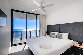 Iconic Kirra Beach Resort