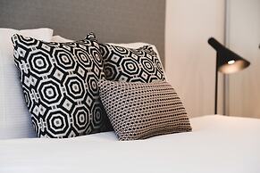 Iconic Kirra Beach Resort