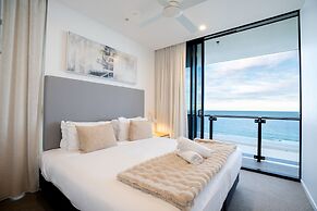 Iconic Kirra Beach Resort