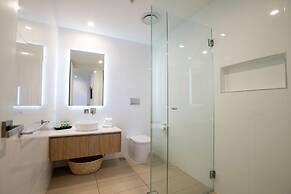 Iconic Kirra Beach Resort
