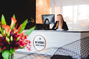 Iconic Kirra Beach Resort