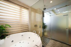 Cicilia City Hotel Saigon Center