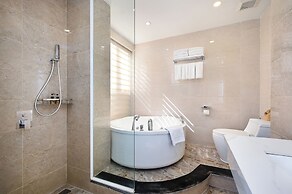 Cicilia City Hotel Saigon Center