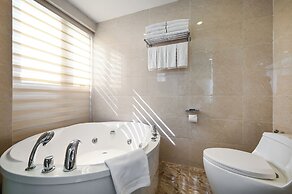 Cicilia City Hotel Saigon Center