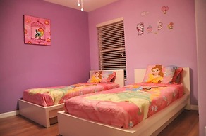 Solana #2 - 7 Bed 5 Baths Villa