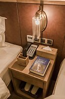 James Joyce Coffetel Dongxiaonan