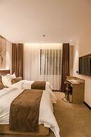 James Joyce Coffetel Dongxiaonan