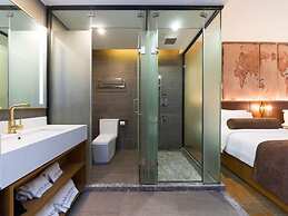 James Joyce Coffetel Dongxiaonan