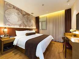 James Joyce Coffetel Dongxiaonan