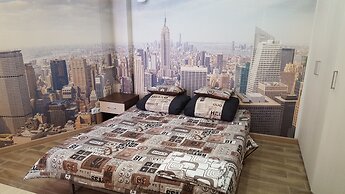 Apartment on Prosvecheniya