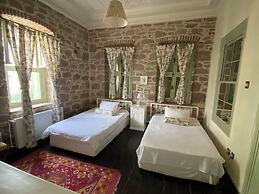 Cunda Has Konak Otel