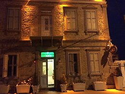 Cunda Has Konak Otel