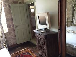 Cunda Has Konak Otel