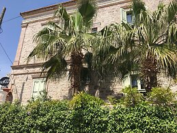 Cunda Has Konak Otel