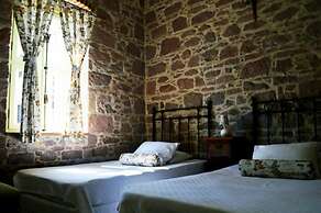 Cunda Has Konak Otel