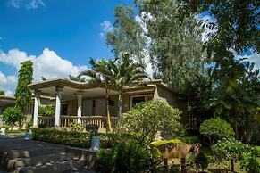 Tiger's Den Resort Bandhavgarh