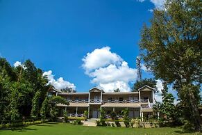 Tiger's Den Resort Bandhavgarh