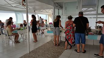 Keramos Boutique Hotel