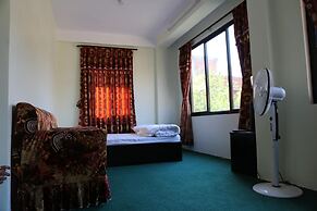 Pradhan House Homestay with Garden