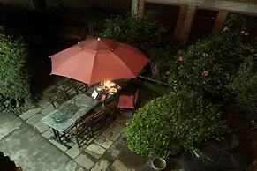 Pradhan House Homestay with Garden
