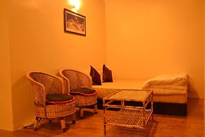 Pradhan House Homestay with Garden