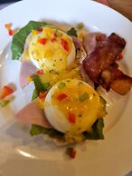 Kingfisher Creek Safari Lodge