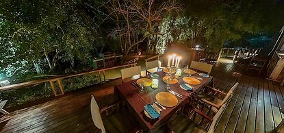 Kingfisher Creek Safari Lodge