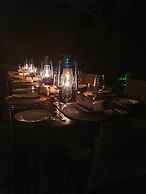 Kingfisher Creek Safari Lodge