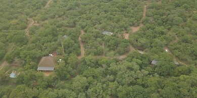 Kingfisher Creek Safari Lodge