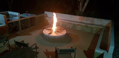 Kingfisher Creek Safari Lodge