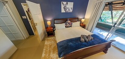 Kingfisher Creek Safari Lodge