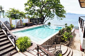 Altamare Dive and Leisure Resort Anilao