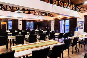 Altamare Dive and Leisure Resort Anilao