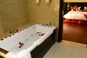 The White Rhino Hotel