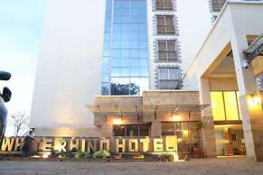 The White Rhino Hotel