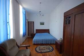 Lelis Guest House