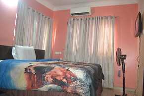 Dan Morgan Hotel & Suites