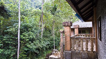 Pirate's Paradise Adventure Resort