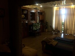 1st Man In Space Apartments