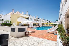 Cabanas Beach Club by MarsAlgarve