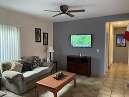 Casa Flores & Flores