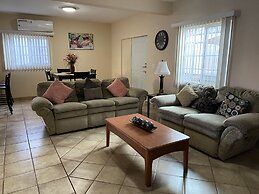 Casa Flores & Flores