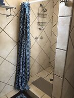 Casa Flores & Flores