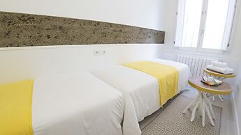 Santiago Center Rooms