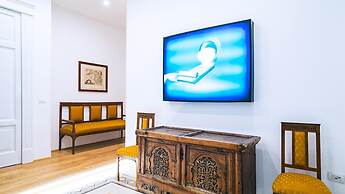 Donna Giulia - Luxury House