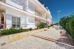 Santa Luzia Residence by MarsAlgarve