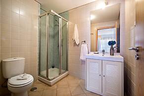 Santa Luzia Residence by MarsAlgarve