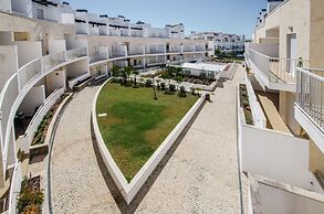 Santa Luzia Residence by MarsAlgarve