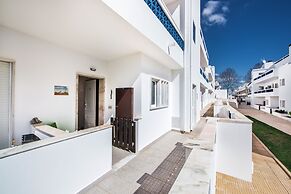 Santa Luzia Residence by MarsAlgarve